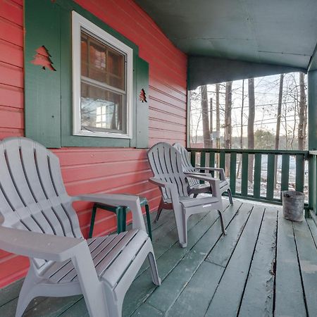 Ferienwohnung Cozy Laconia Studio With Pool Access - 2 Mi To Lake! Exterior foto