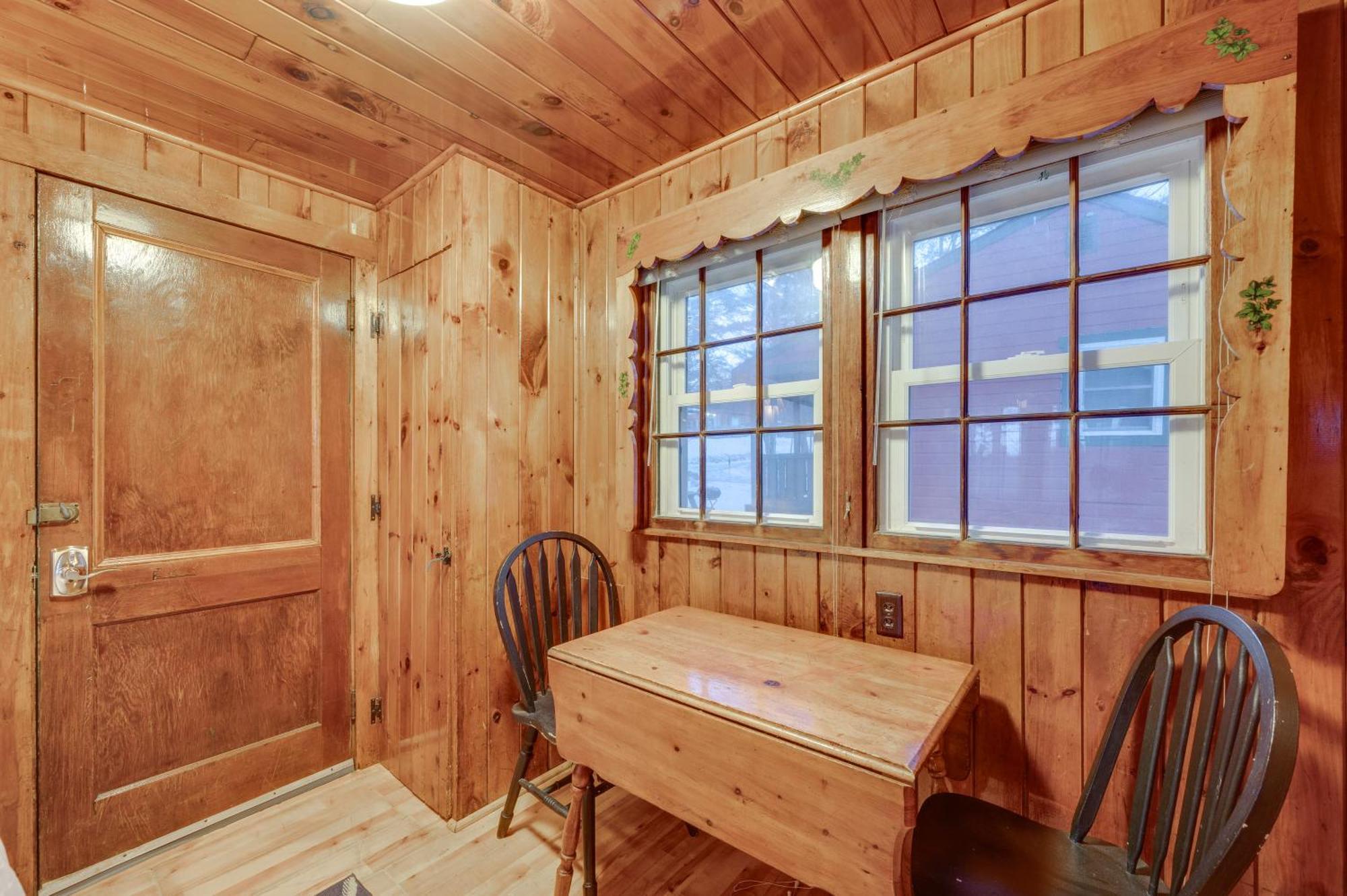 Ferienwohnung Cozy Laconia Studio With Pool Access - 2 Mi To Lake! Exterior foto